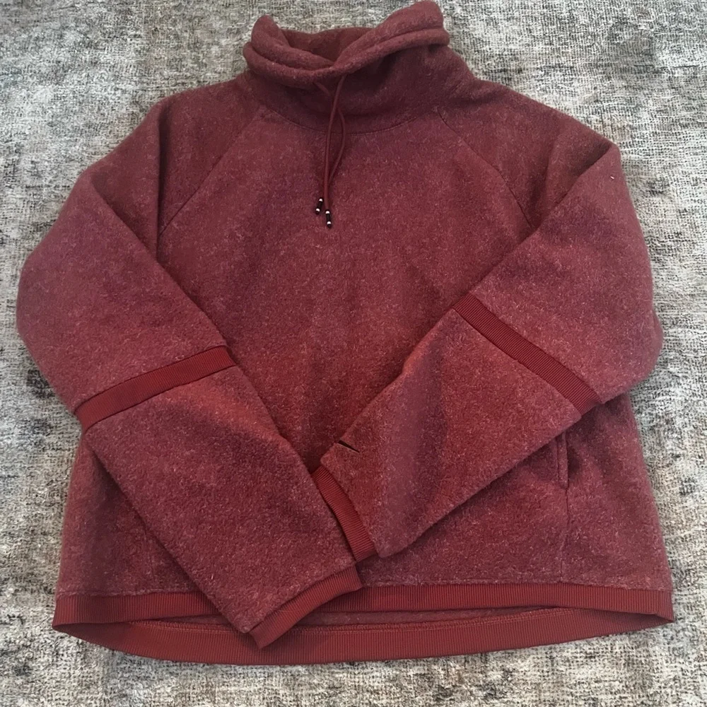 Nike Cropped High-neck Pull Over Size Medium - Picture 1 of 2